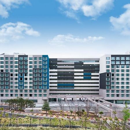 Pyeongchang The White Hotel Экстерьер фото
