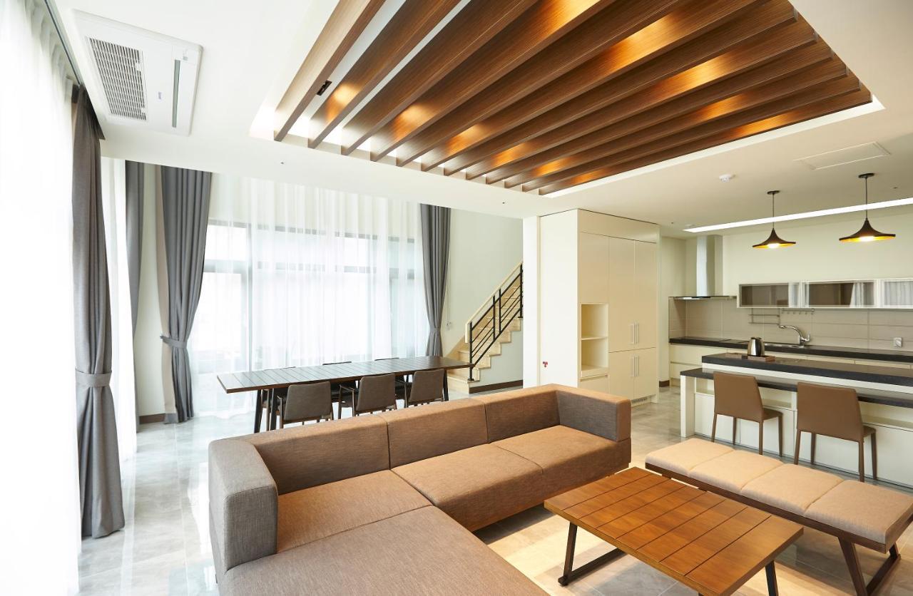 Pyeongchang The White Hotel Экстерьер фото