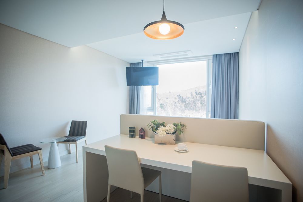 Pyeongchang The White Hotel Экстерьер фото