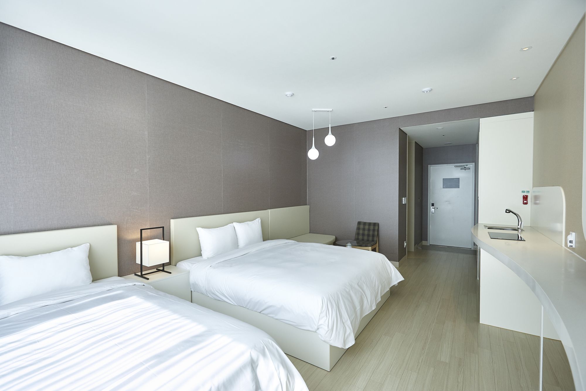 Pyeongchang The White Hotel Экстерьер фото